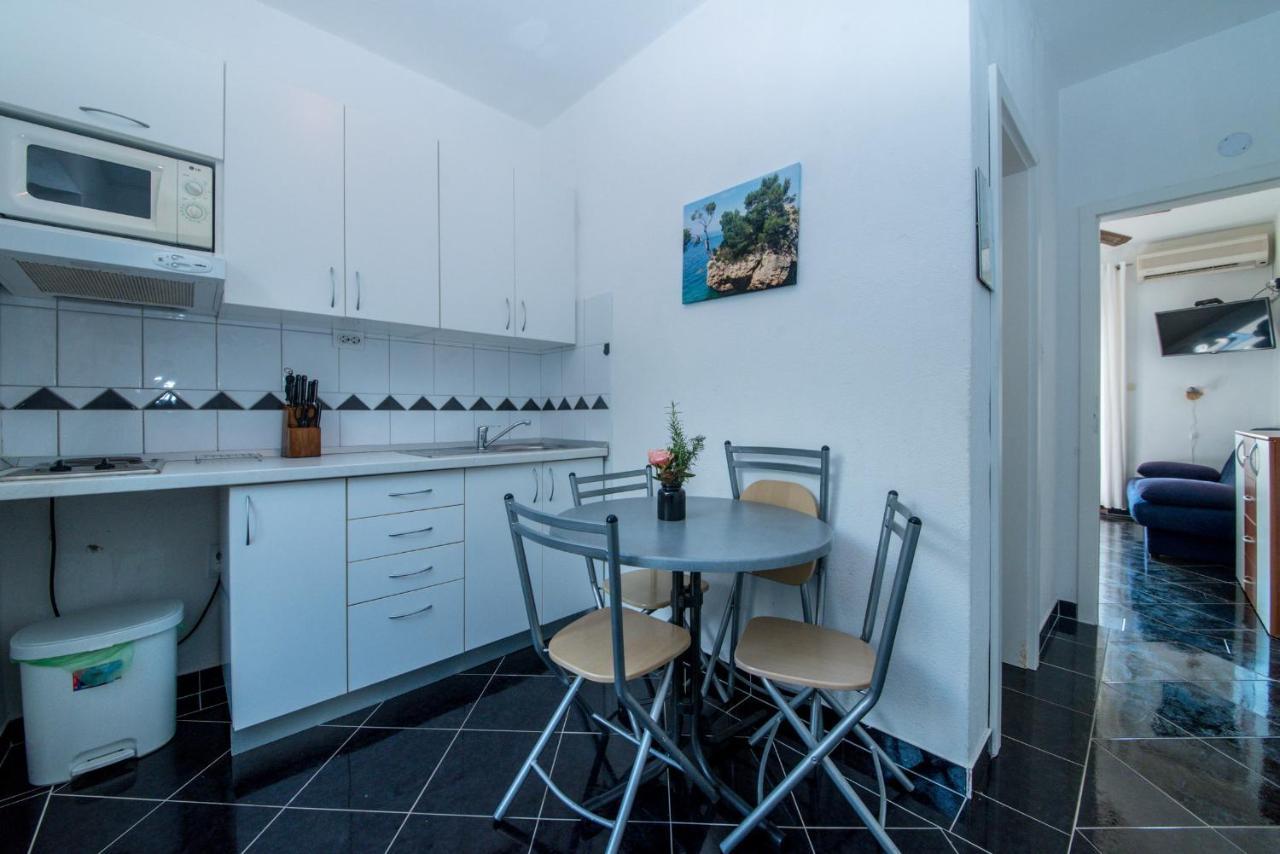 Apartments Niko Проманья Экстерьер фото