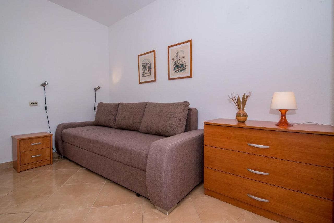 Apartments Niko Проманья Экстерьер фото