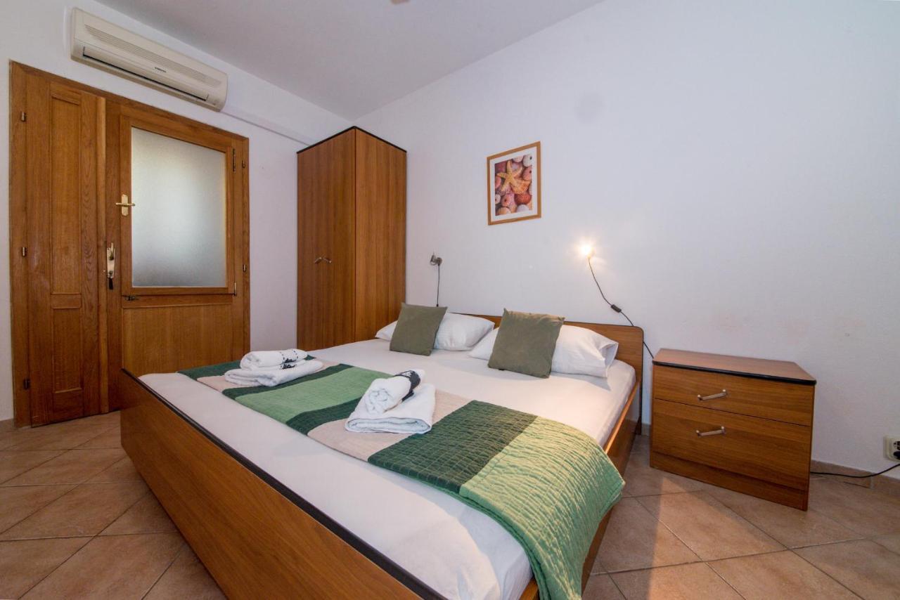 Apartments Niko Проманья Экстерьер фото