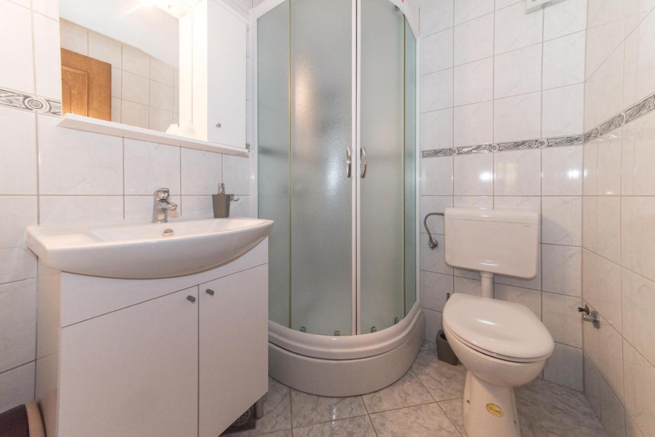 Apartments Niko Проманья Экстерьер фото