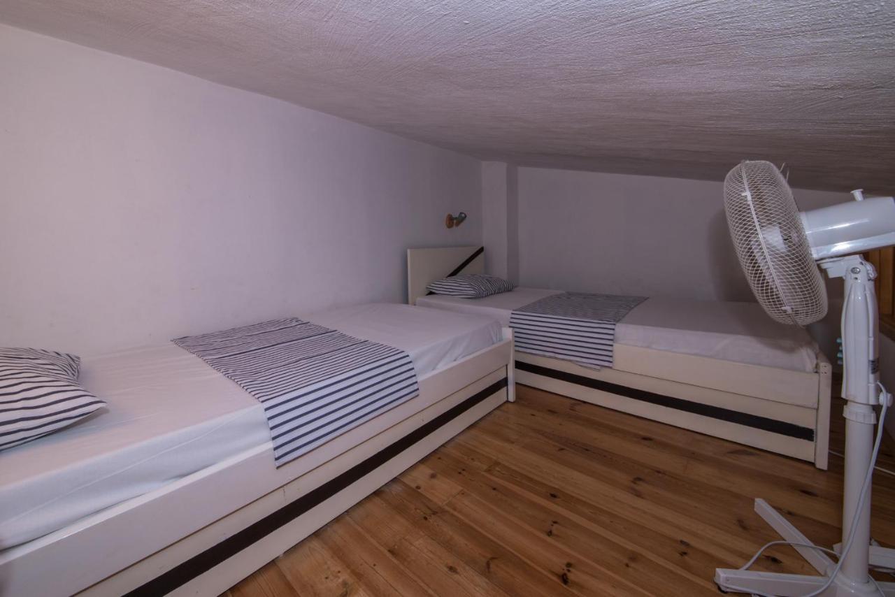 Apartments Niko Проманья Экстерьер фото