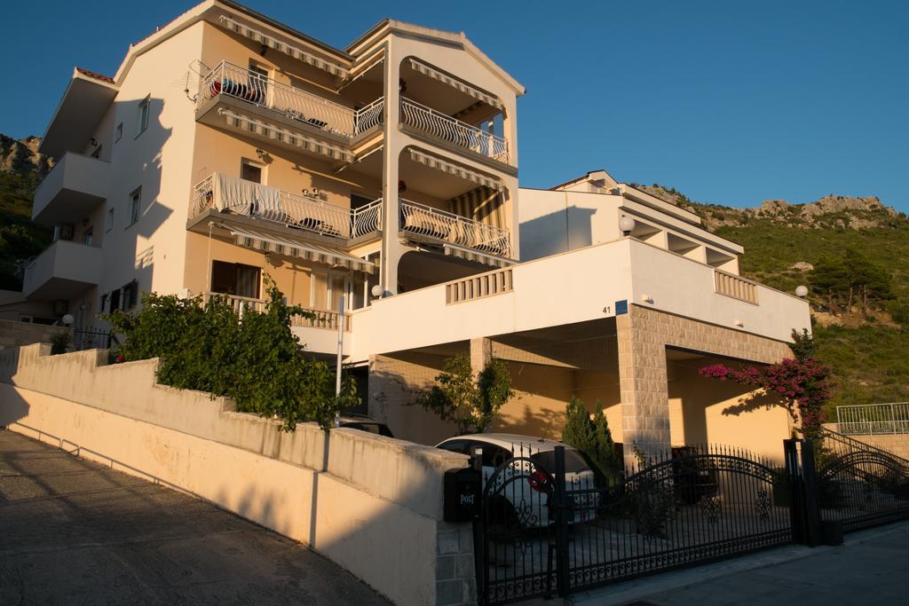 Apartments Niko Проманья Экстерьер фото