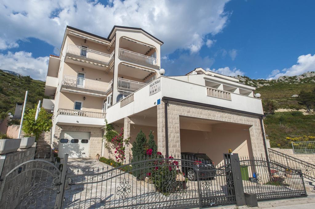 Apartments Niko Проманья Экстерьер фото